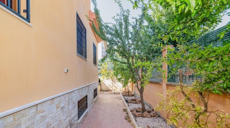 Granada - Dílar - 520m2