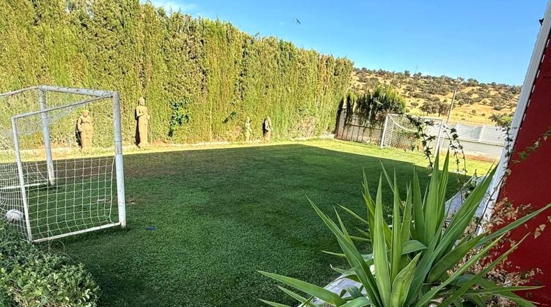Jaén - Линарес - 2039m2