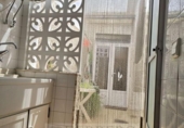 Дом с участком на продажу в городе Potries Фото