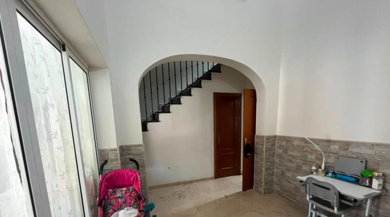 Sevilla - Lantejuela - 123m2
