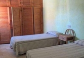 Дом с участком на продажу в городе Sant Guim de Freixenet Фото