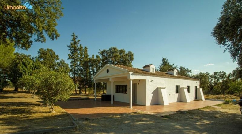 Badajoz - Badajoz - 9638m2