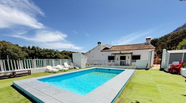 Малага - Antequera - 27500m2