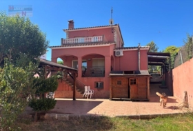 Llorenç del Penedès 550&nbsp;m²