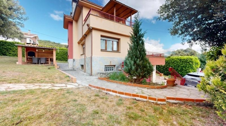 Бургос - Maltranilla - 840m2