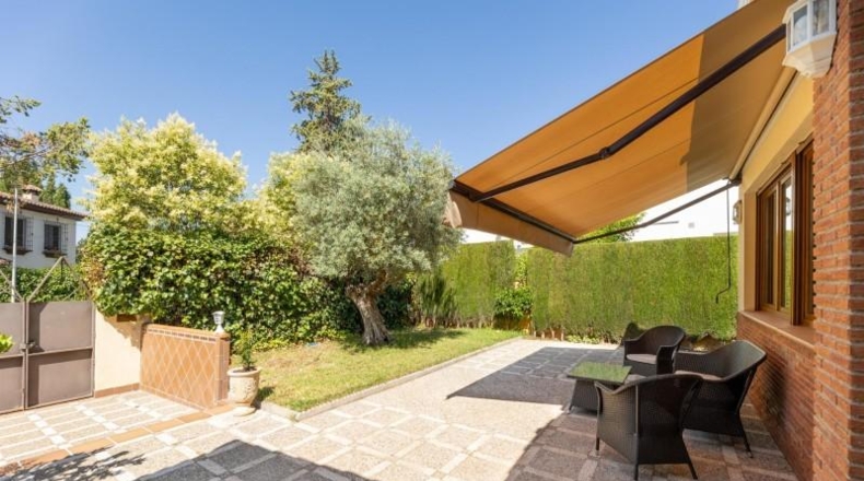 Granada - Albolote - 344m2