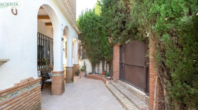 Granada - Huétor Vega - 225m2