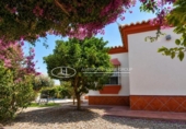 Chalet independiente con terreno en venta en la España, Chiclana de la Frontera, ref: TR417400 foto