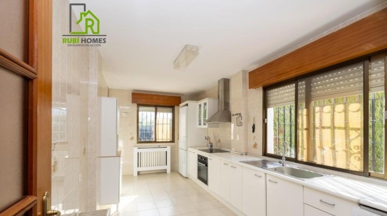 Granada - Villa de Otura - 1145m2
