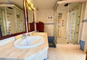 Chalet independiente con terreno en venta en la España, A Cruz de Oleiros, ref: TR417415 foto