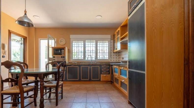 Granada - Santa Fe - 564m2