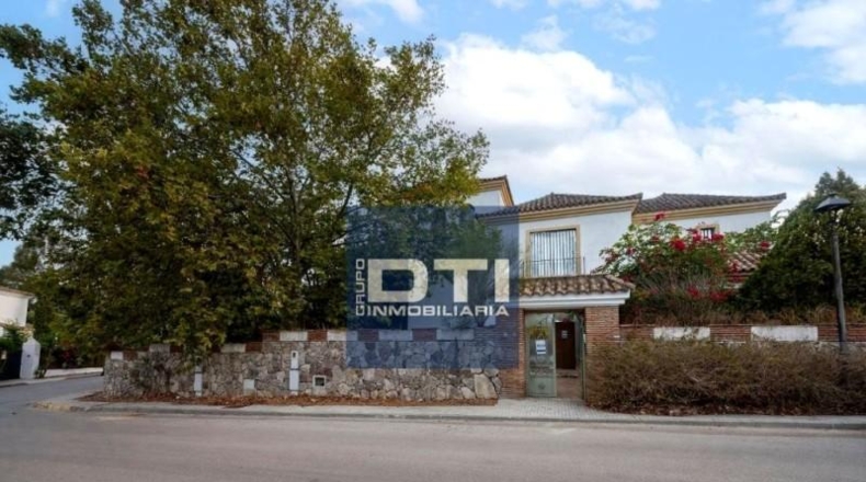 Cadiz - Benalup-Casas Viejas - 1760m2