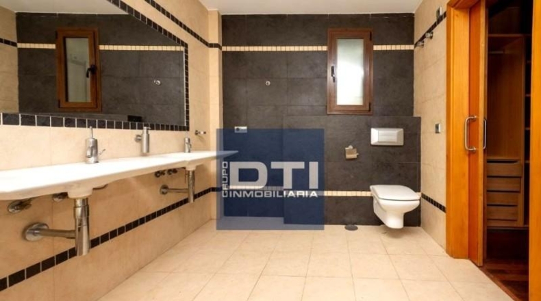 Cadiz - Benalup-Casas Viejas - 1760m2