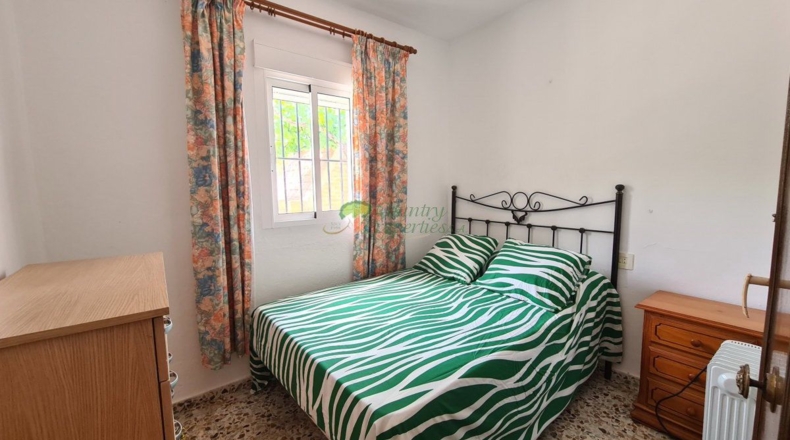 Малага - Sedella - 44000m2