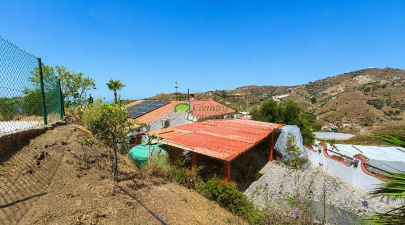 Малага - Torrox - 2000m2