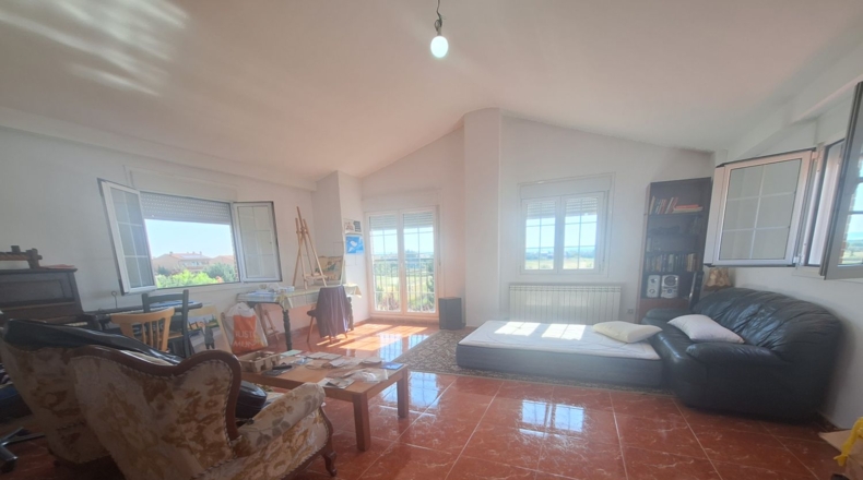 Valladolid - Aldeamayor de San Martín - 781m2
