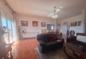 Отдельно стоящий дом с участком на продажу в городе Aldeamayor de San Martín Фото