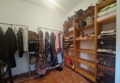 Отдельно стоящий дом с участком на продажу в городе Aldeamayor de San Martín Фото