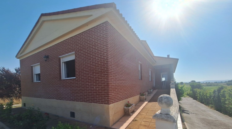 Valladolid - Aldeamayor de San Martín - 781m2