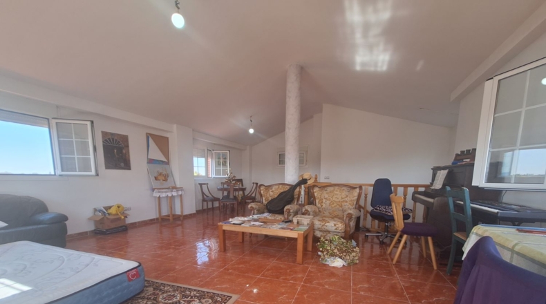 Valladolid - Aldeamayor de San Martín - 781m2