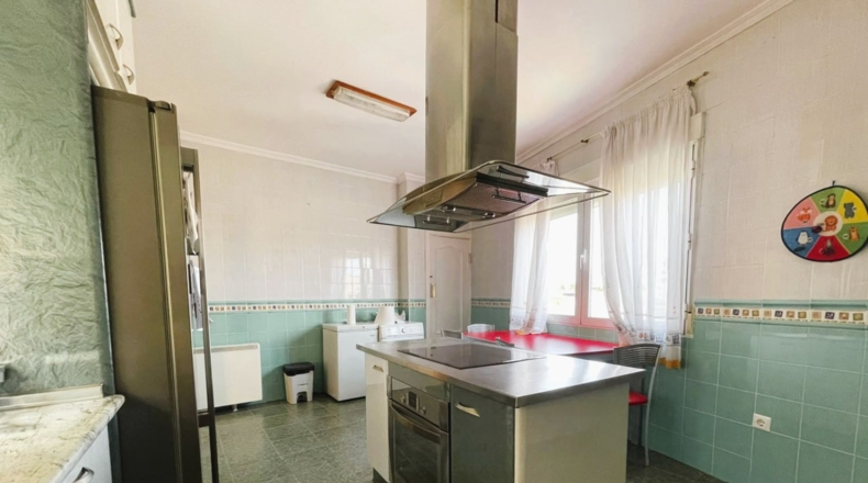 Ciudad Real - Valdepeñas - 220m2