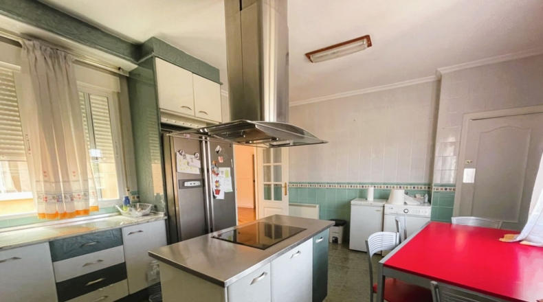 Ciudad Real - Valdepeñas - 220m2