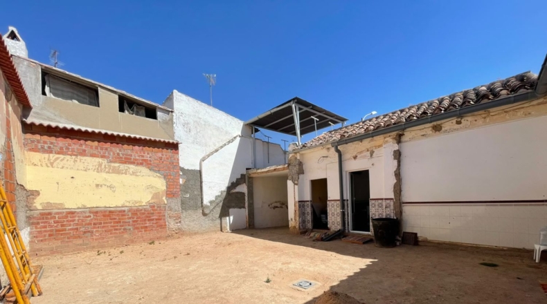 Ciudad Real - Valdepeñas - 159m2