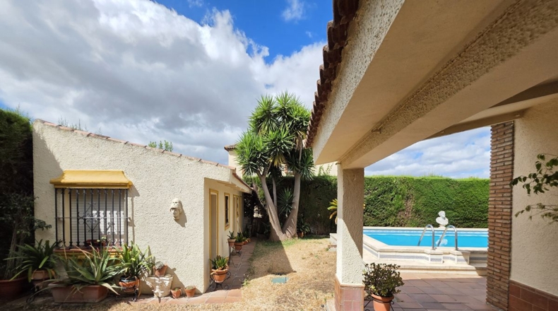 Sevilla - Palomares del Río - 553m2