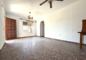 Chalet independiente con terreno en venta en El Puerto de Santa María ref: TR417492 foto