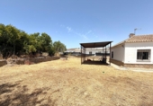 Chalet independiente con terreno en venta en El Puerto de Santa María ref: TR417492 foto