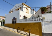 Casa de poble en venda a Camas ref.: TR411744 foto