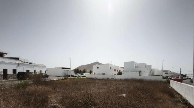 Las Palmas - San Bartolomé - 682m2