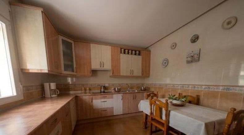 Cáceres - Valdeobispo - 250m2