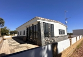 Country house with land for sale on España, Gibraleón, ref: TR169869 photo