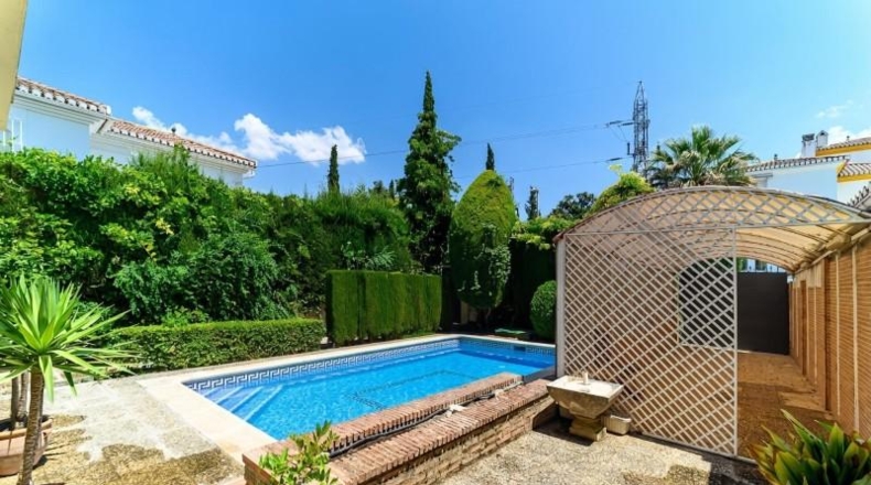 Granada - Albolote - 356m2