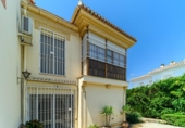 Chalet independiente con terreno en venta en la España, Albolote, ref: TR417609 foto