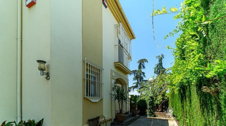 Granada - Albolote - 356m2