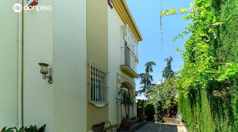 Granada - Albolote - 356m2