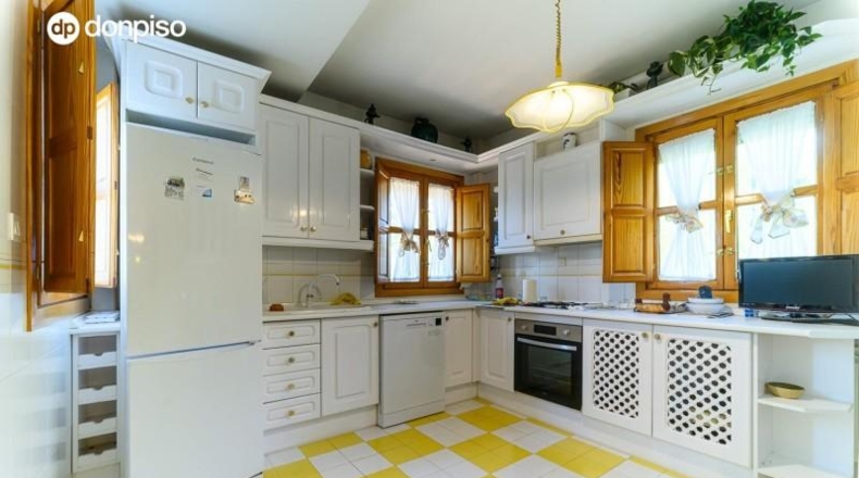 Granada - Albolote - 356m2
