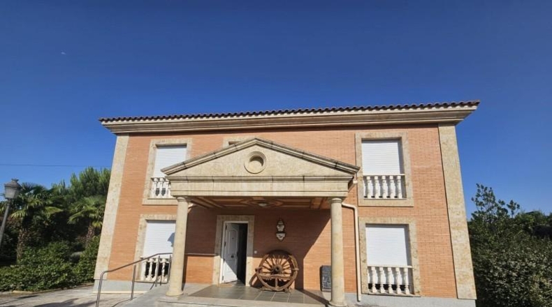 Salamanca - Santa Marta de Tormes - 1000m2