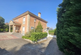 Santa Marta de Tormes 1000&nbsp;m²