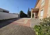 Chalet independiente con terreno en venta en la España, Santa Marta de Tormes, ref: TR417622 foto