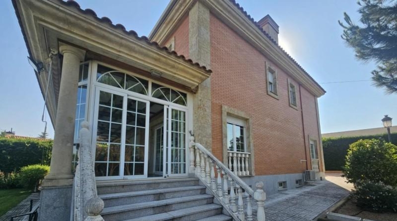Salamanca - Santa Marta de Tormes - 1000m2