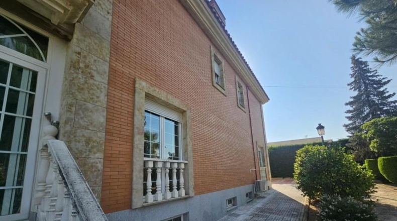 Salamanca - Santa Marta de Tormes - 1000m2