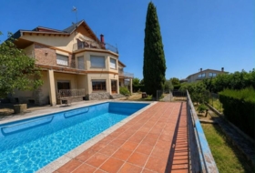 Cervera 1100&nbsp;m²