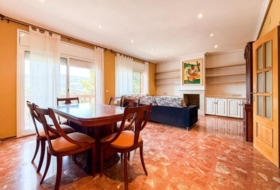 Vallirana 1260&nbsp;m²