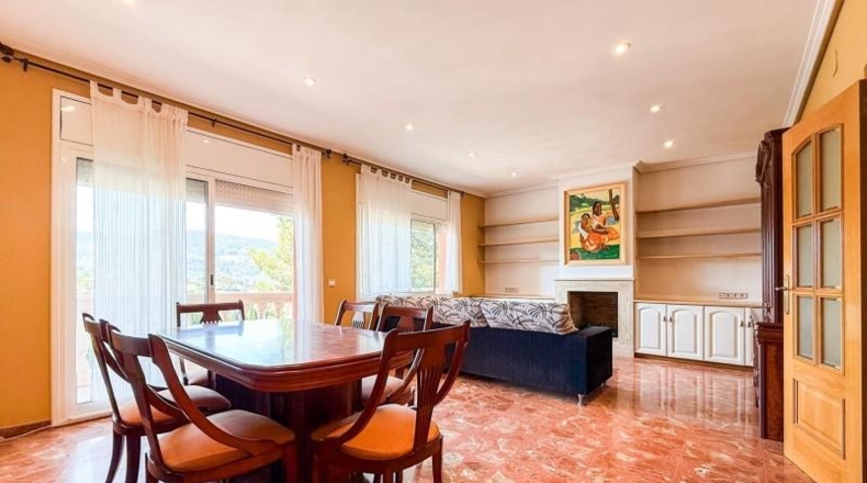 Барселона - Vallirana - 1260m2