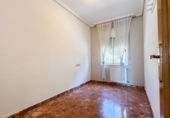 Chalet independiente con terreno en venta en la España, Vallirana, ref: TR417633 foto