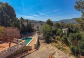 Chalet independiente con terreno en venta en la España, Vallirana, ref: TR417633 foto