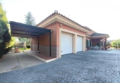 Chalet independiente con terreno en venta en la España, Badajoz, ref: TR417634 foto